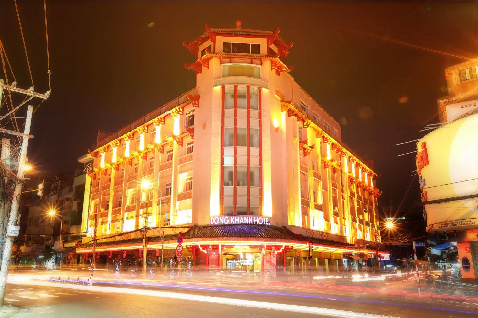Dong Khanh Hotel Thành Pho Ho Chí Minh Esterno foto